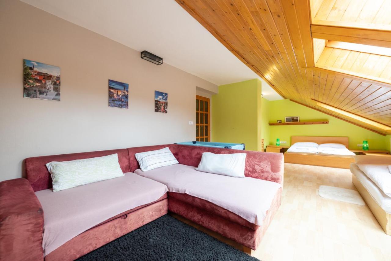 Czech Family Home Cesky Krumlov Bagian luar foto